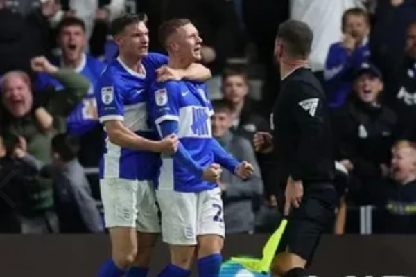 伯明翰逆转雷克瑟姆,斯坦斯菲尔德两球立功!